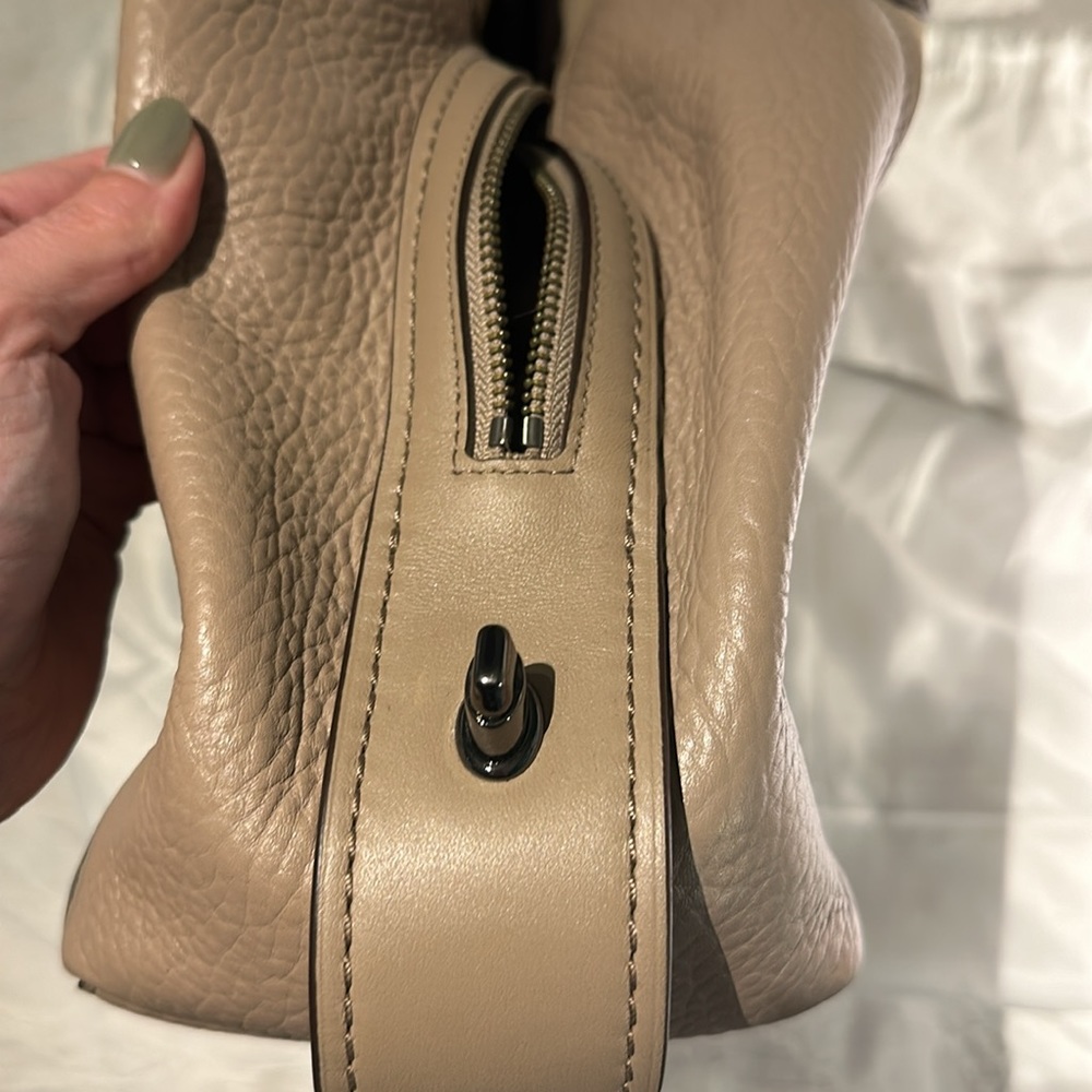 Coach Handbag - Picture 8 of 10